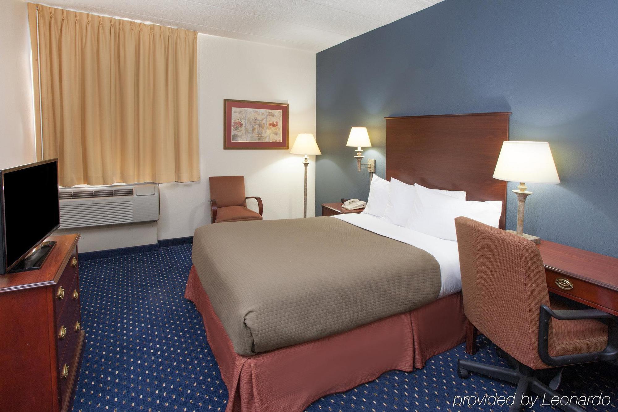 Hampton Inn & Suites By Hilton Chicago Schaumburg Il Екстер'єр фото