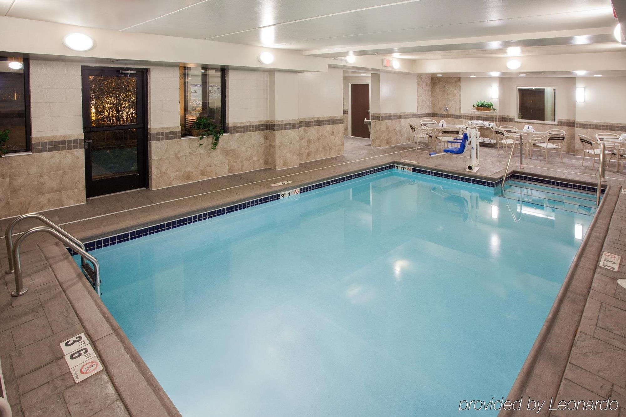 Hampton Inn & Suites By Hilton Chicago Schaumburg Il Екстер'єр фото